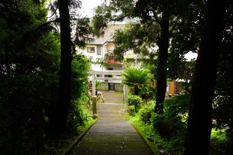 渡鹿野島_八重垣神社から