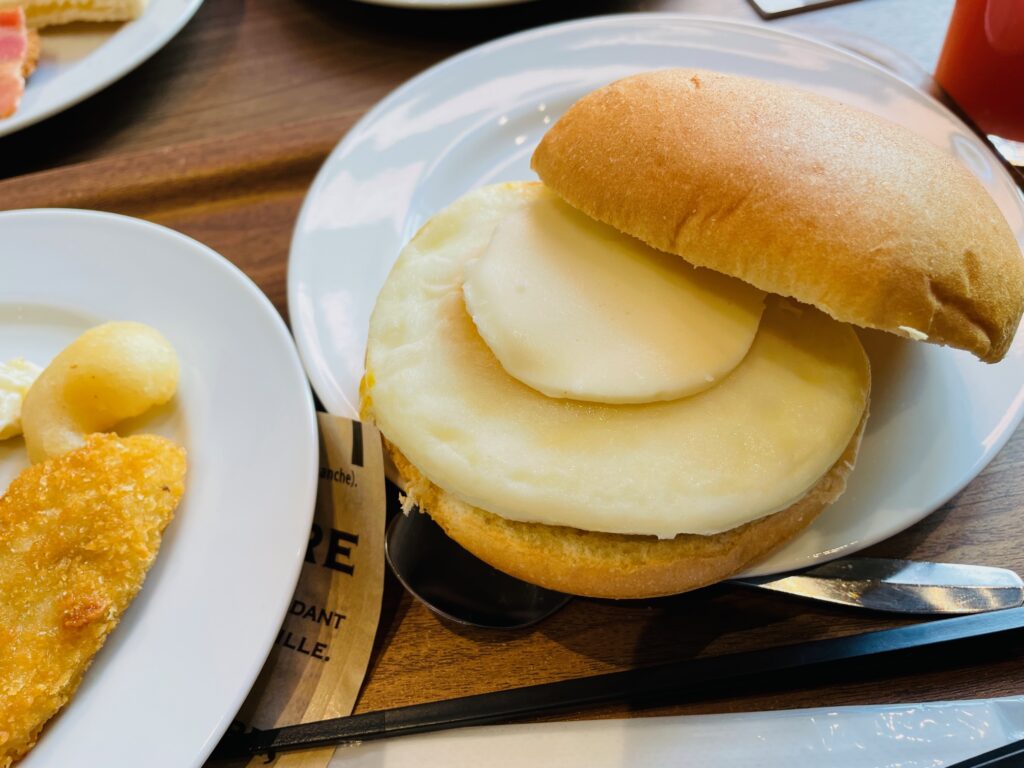 ヒューイットリゾート那覇_朝食