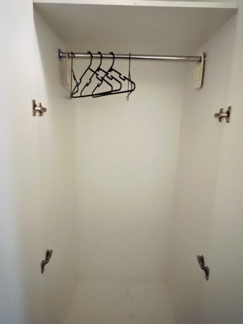 Cityview Studio Accommodation、クローゼット