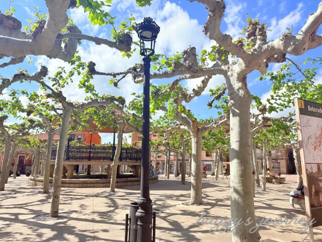 ベロラド、広場