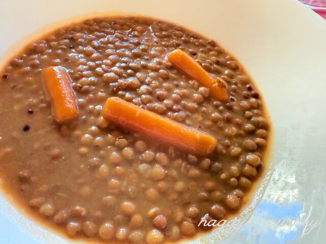 ボアディージャ・デル・カミーノ、アルベルゲ、レンズ豆のスープ