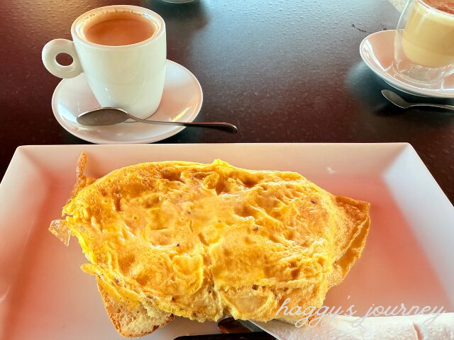 カミーノ、朝食、カフェ