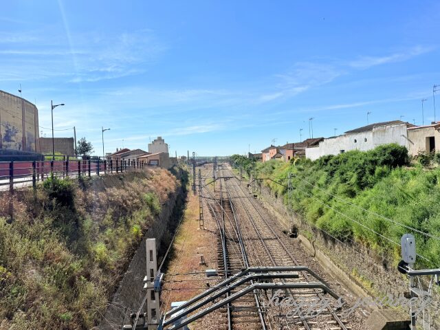 サアグン、鉄道