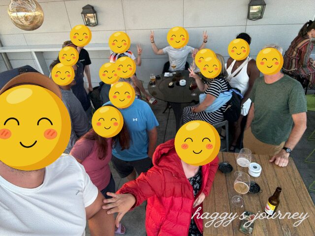 レオン、ルーフトップバー、集合写真