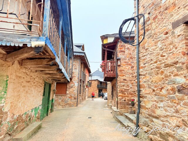 スペイン巡礼、リエゴ・デ・アンブロス、街並み