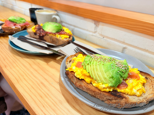 サンティアゴ・デ・コンポステーラ、カフェ、パン
